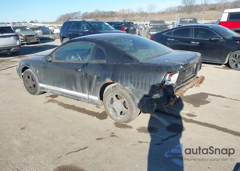 2002 Ford Mustang z USA, uszkodzony, nr VIN 1FAFP40492F200011